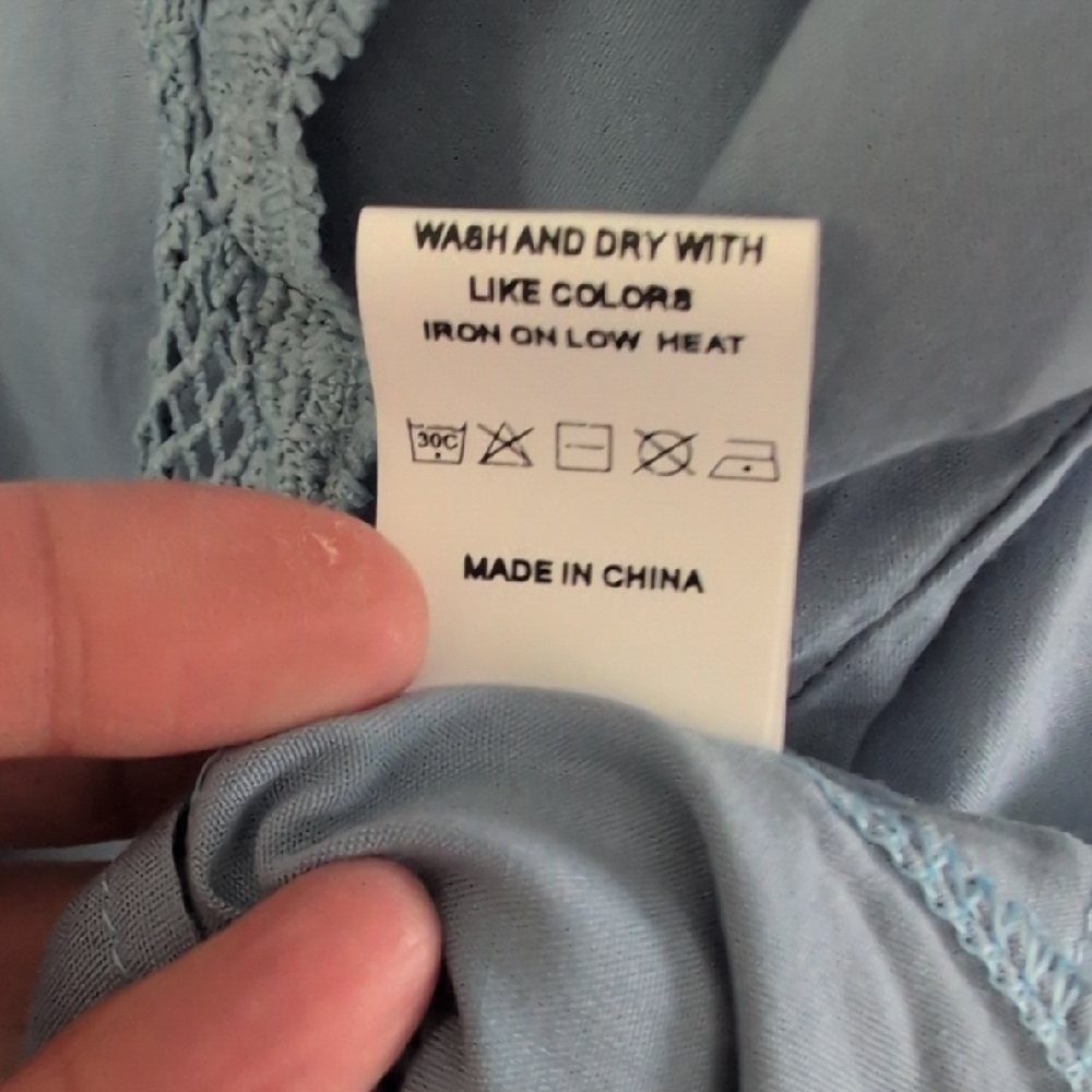 Universal Thread Soft Blue Ruffle Blouse NWOT - Picture 7 of 9